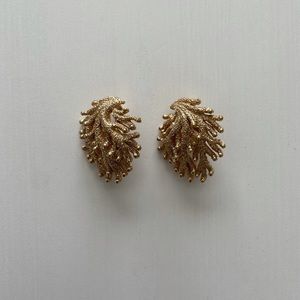 Vintage Clip-on Earrings